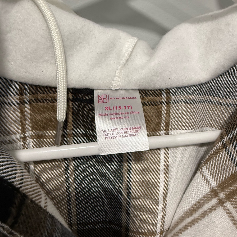 Womens flannel shacket size XL - Picture 2 of 4